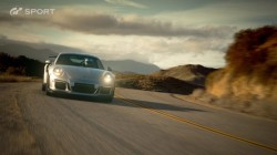 Porsche nous réserve une surprise